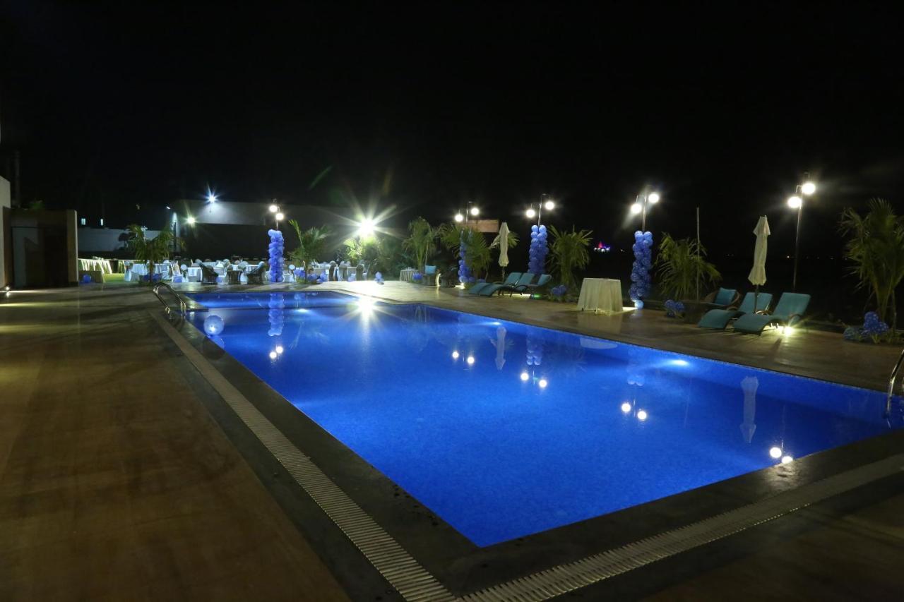 Hotel The Fern Residency Mundra Exteriér fotografie